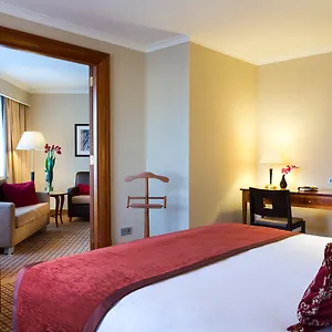 Crowne Plaza Amsterdam Airport 4*, هوفدوربْ هولندا